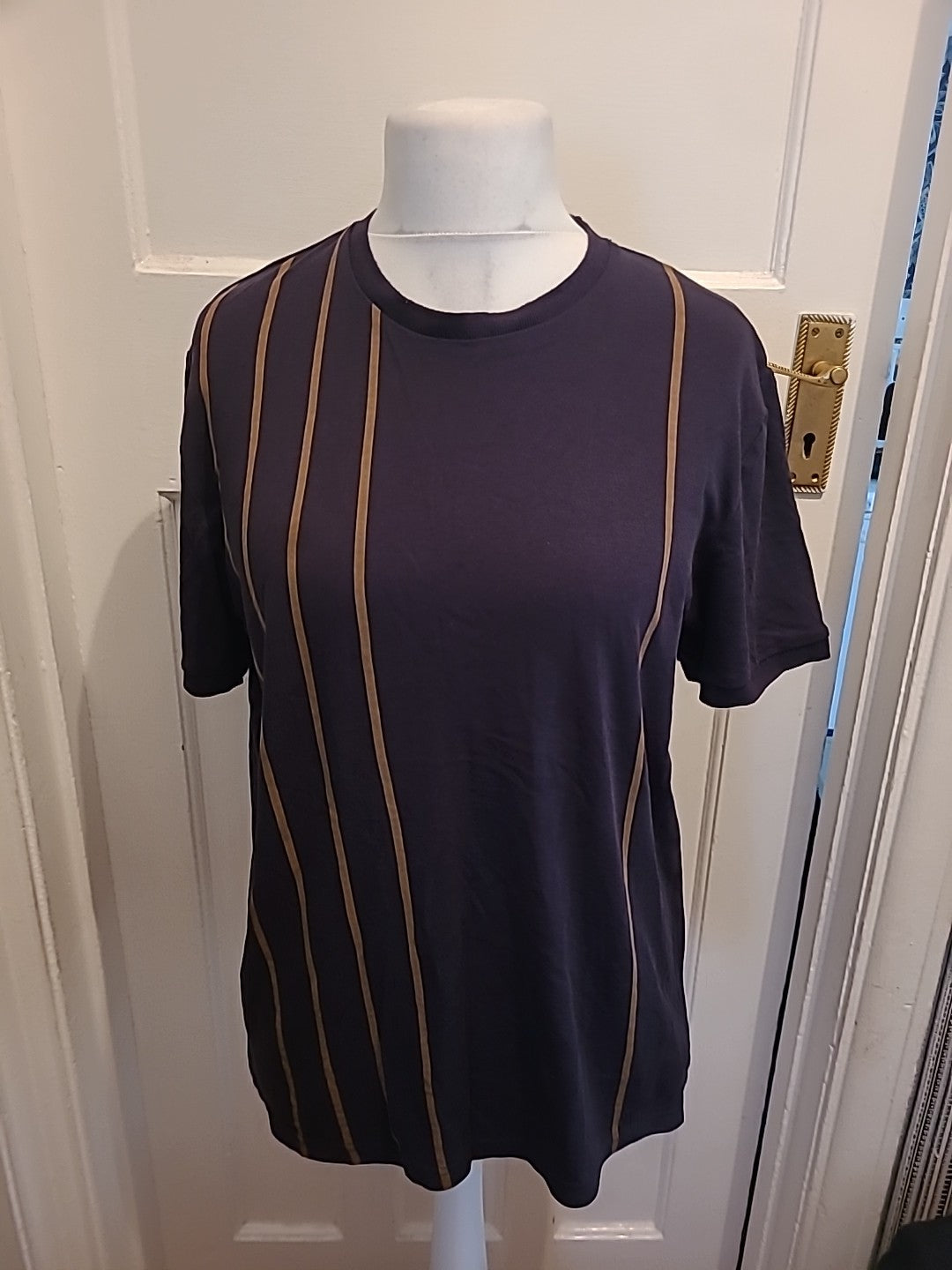 Mens Next Size Large Black And Brown Short Sleeved Tshirt