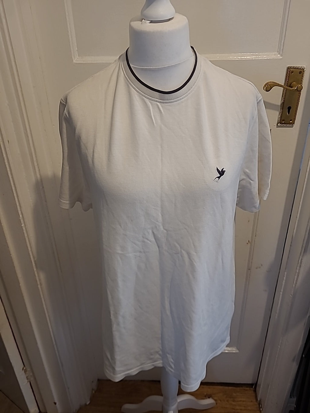 Mens George Size Large White Round Neck Short Sleeved Tshirt
