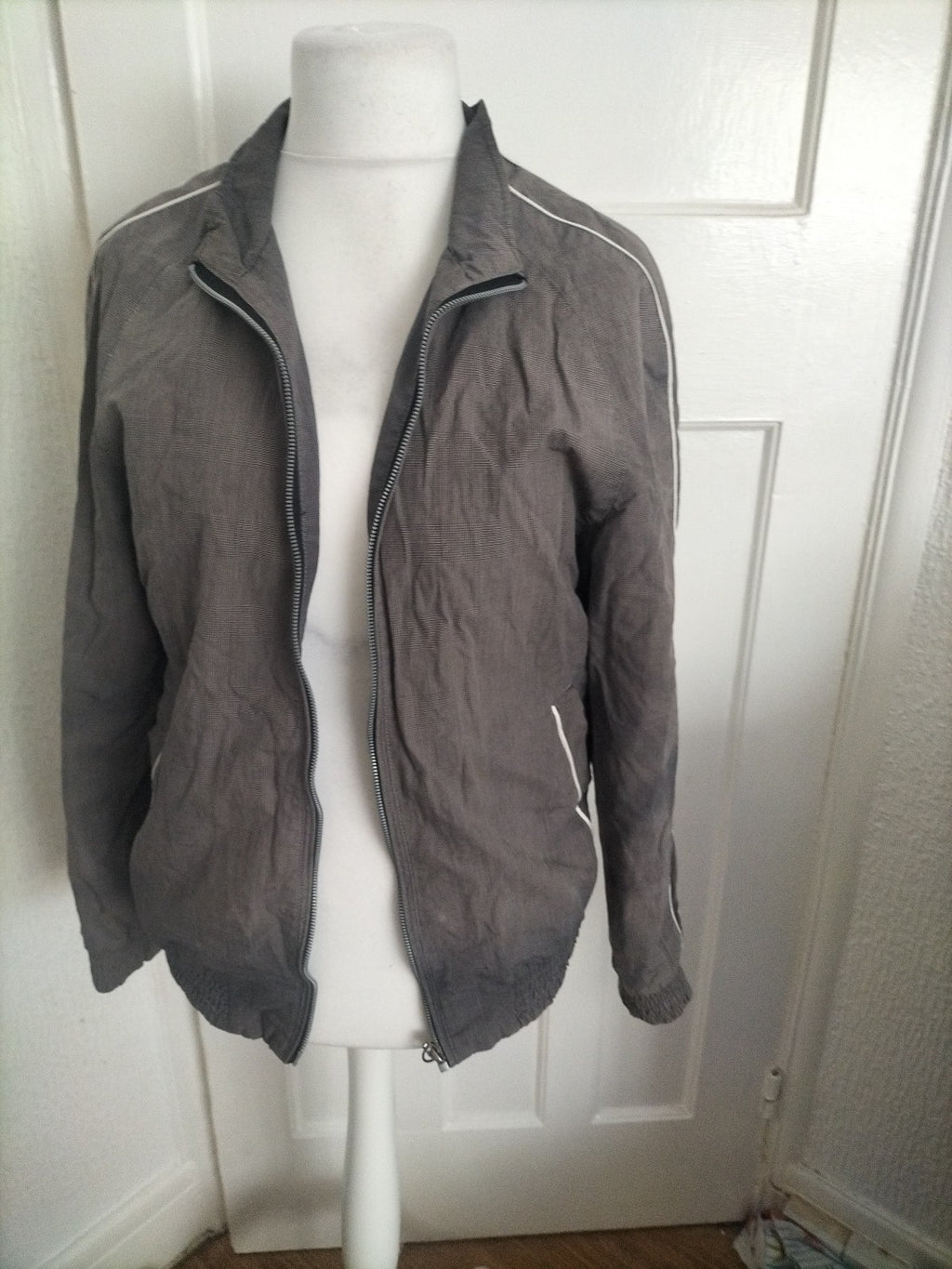 Mens Red Herring Size M Grey Check Zipped Mesh Lined Jacket
