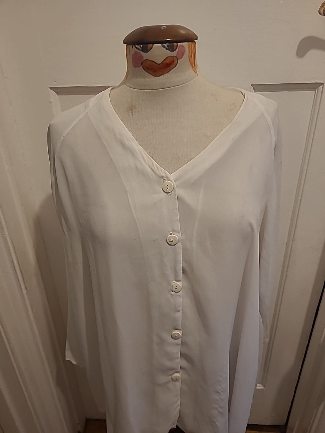 Ladies Size Large White Lined Long Sleeved Blouse