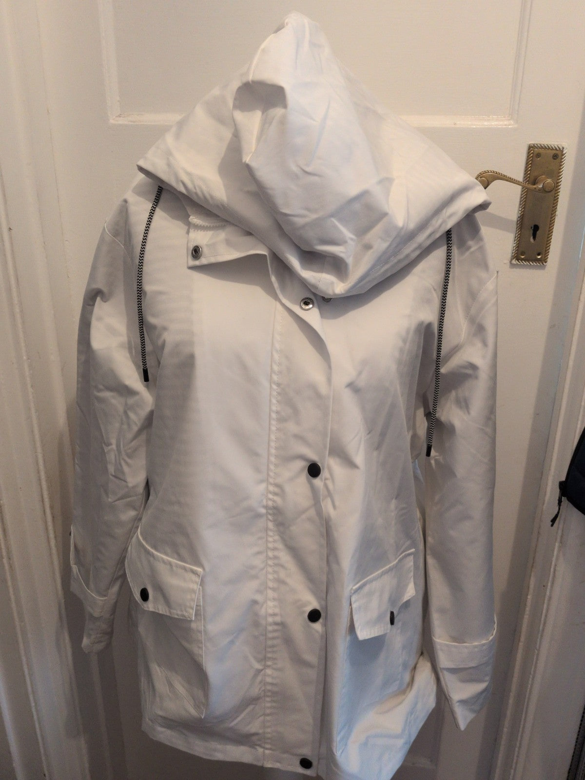 Ladies XL White Rain Coat Hooded Zipped
