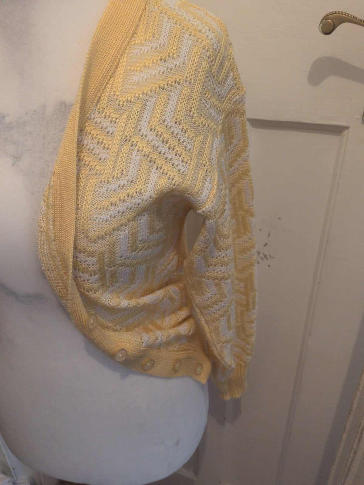Hers Medium Yellow And White Buttoned Cardigan