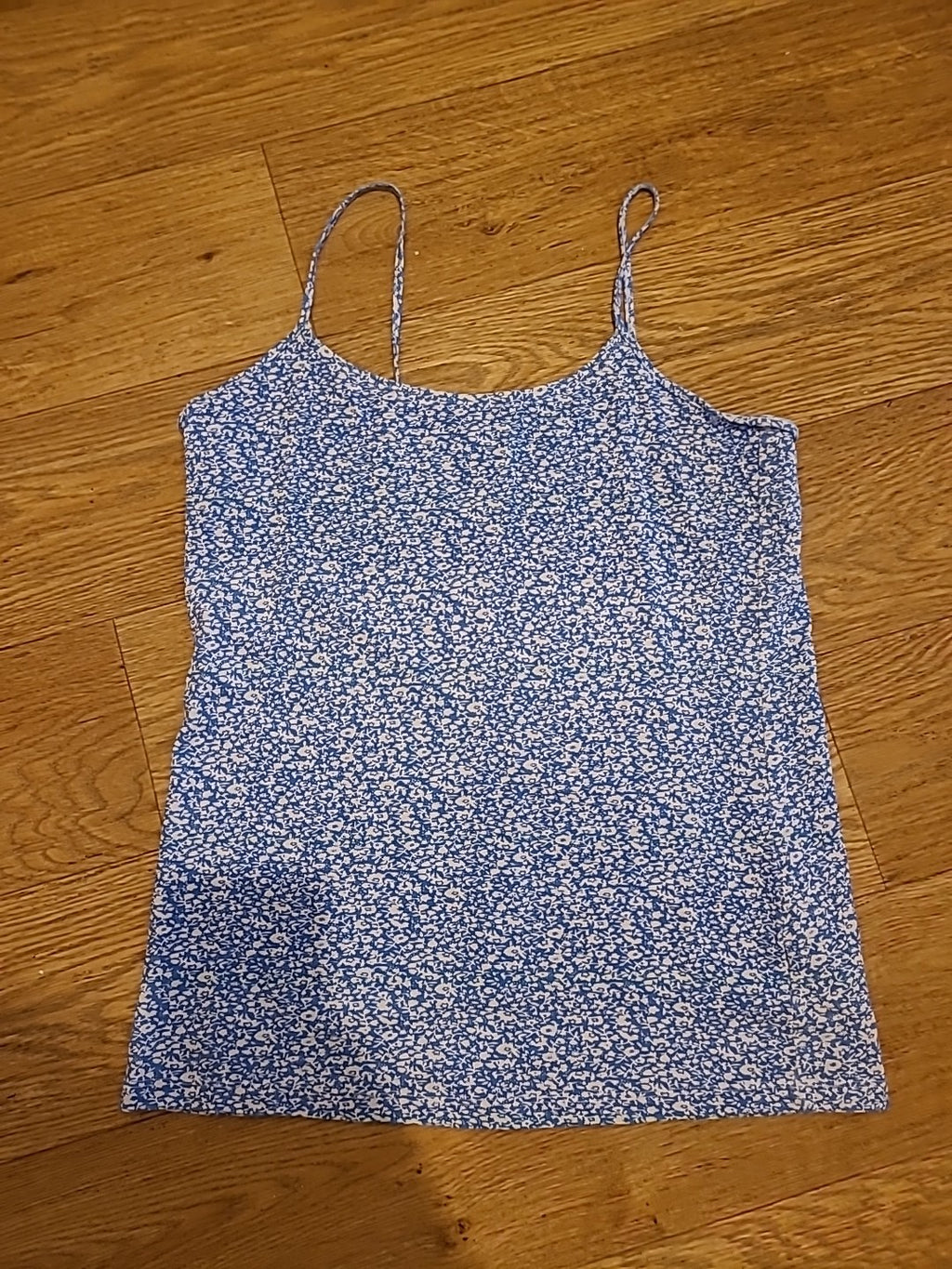 Ladies Basics By Peacocks Size 14 Blue/White Sleeveless Top