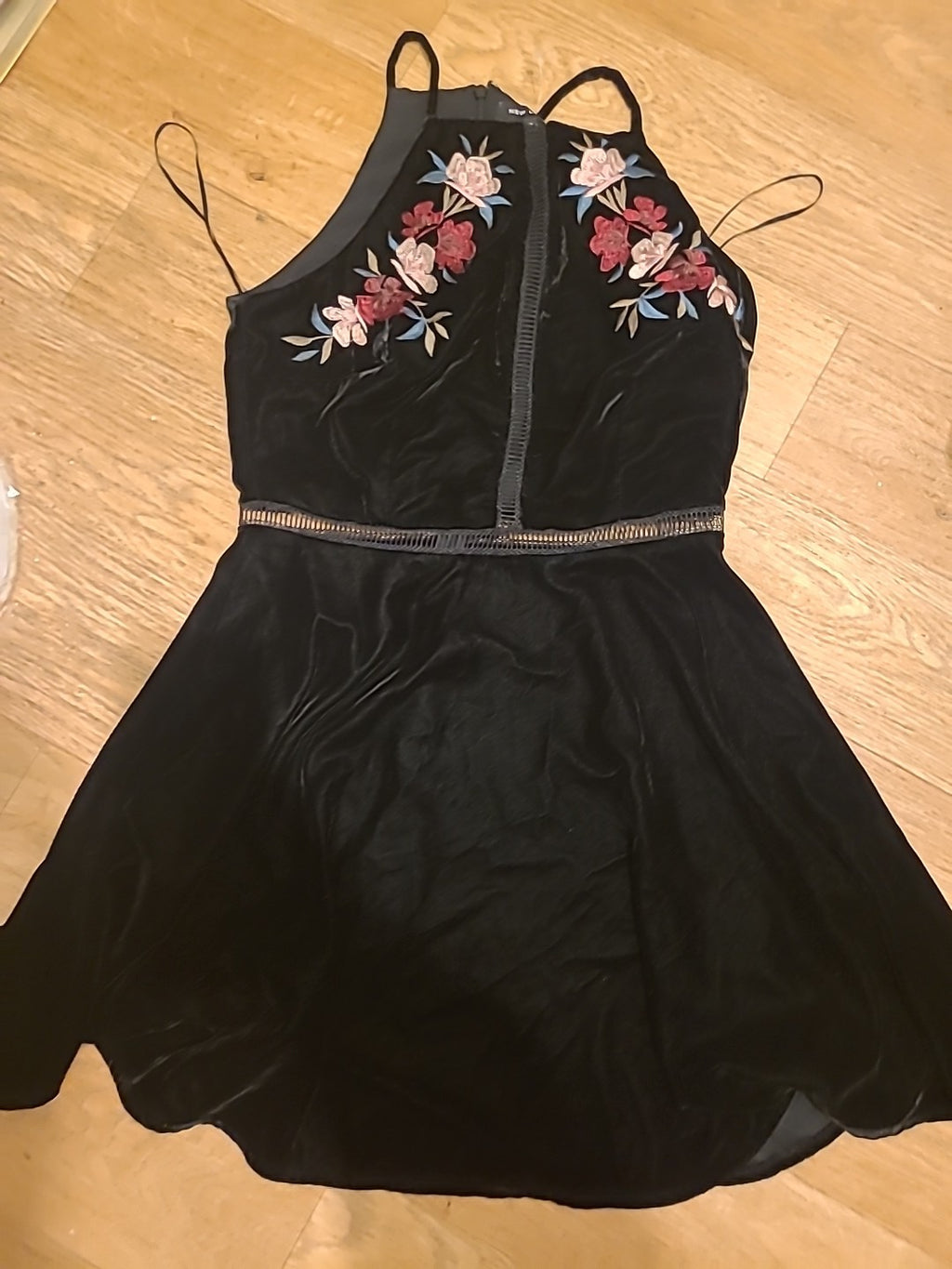 Ladies New Look Size 10 Black Floral Sleeveless Dress