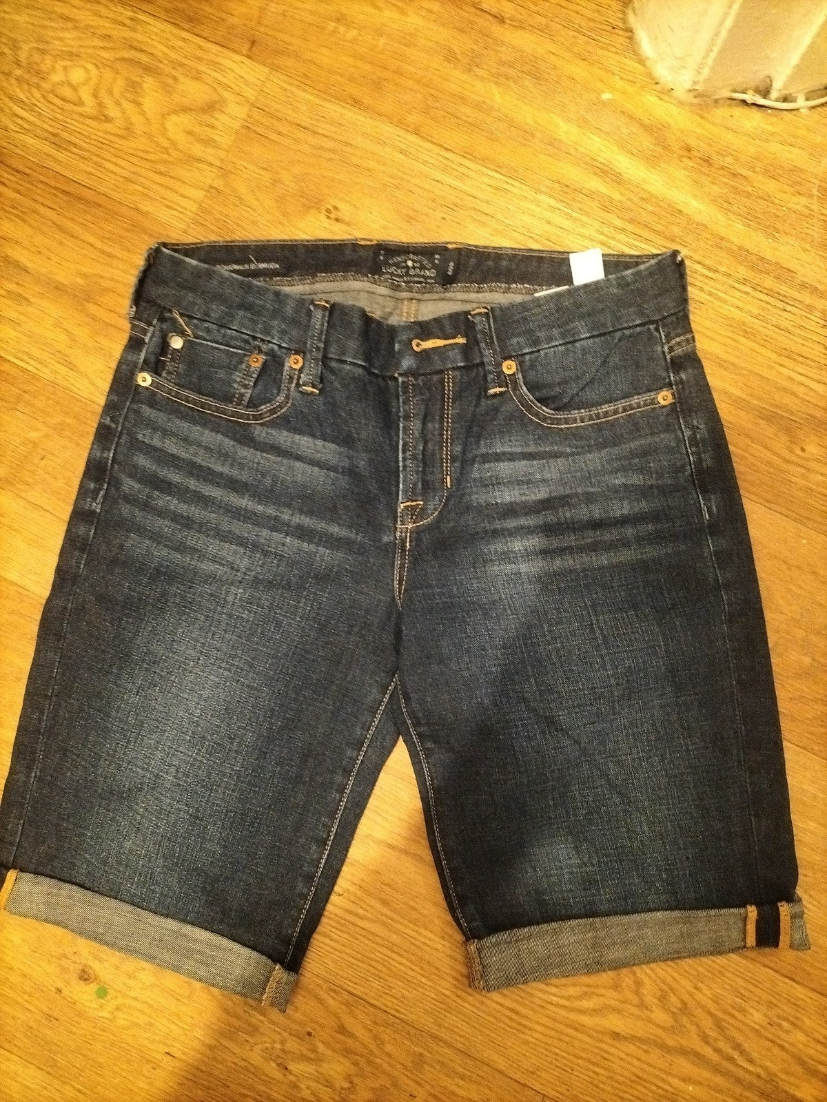 Ladies Lucky Brand Size 28" Denim Shorts