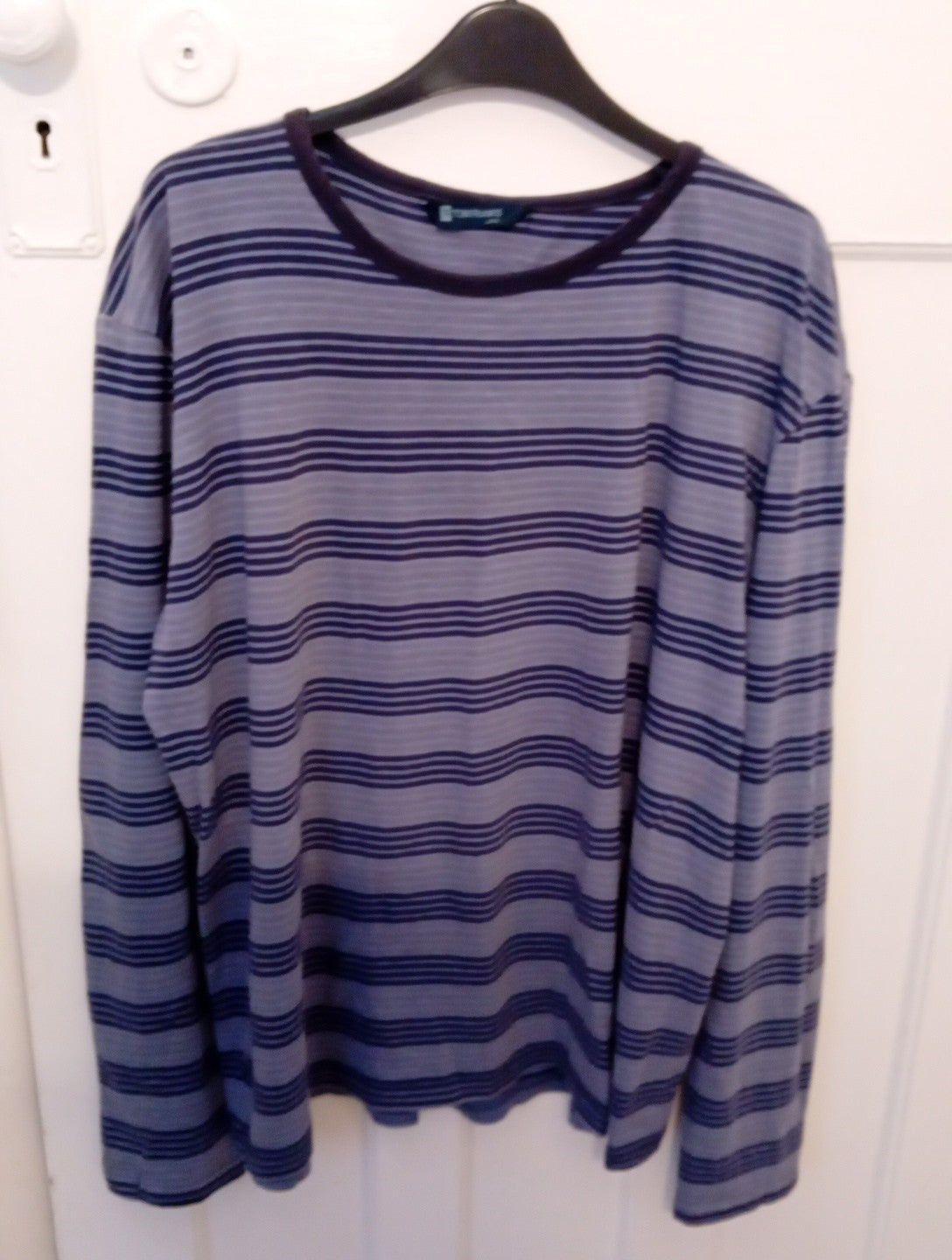 Mens Long Sleeved Top TOM FRANKS size Large Striped