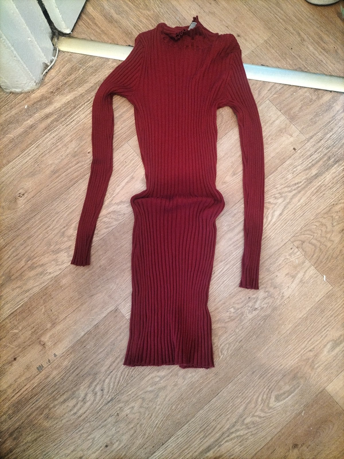 Ladies Divided Size Small Deep Purple Pencil Dress
