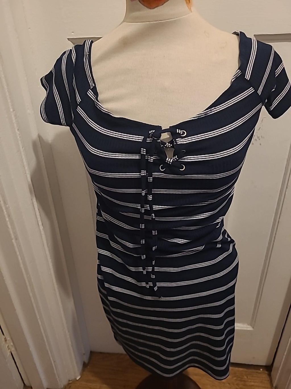 Ladies Brave Soul Size Small Navy White Striped Short Sleeved Dress