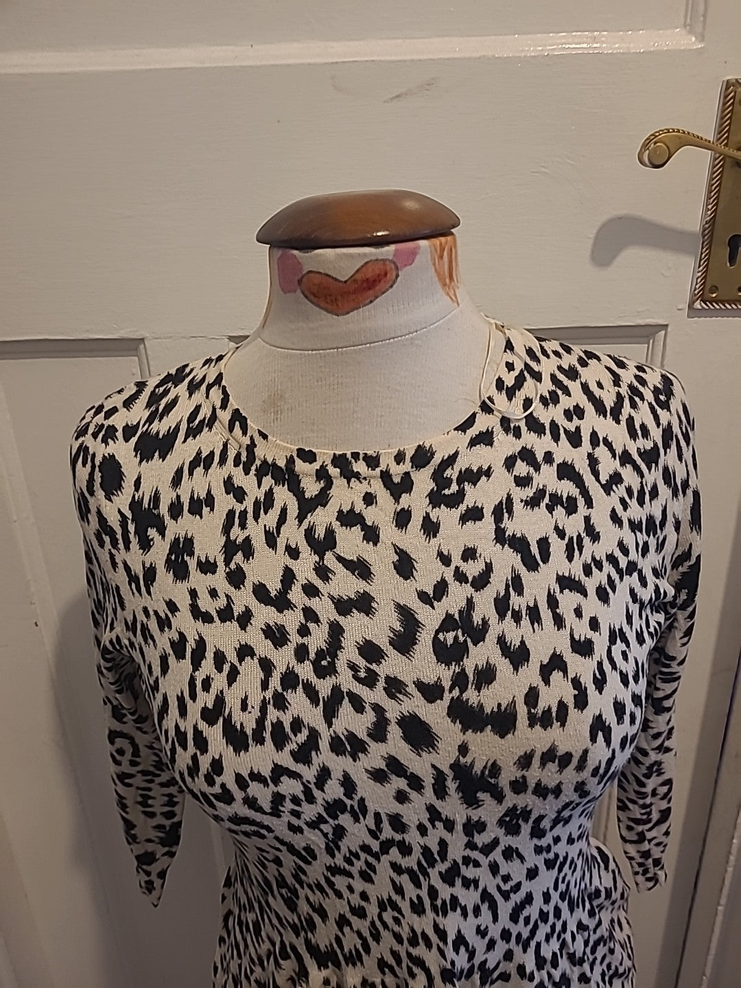 Ladies Marks And Spencer Size 8 Petite Black/Ivory Long Sleeved Lightweight...