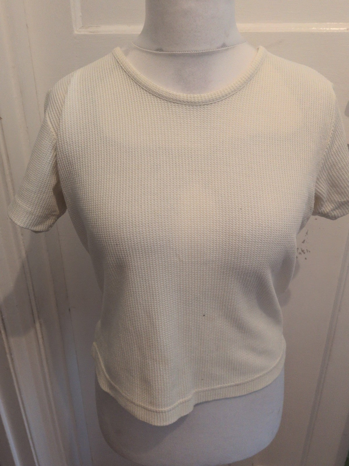 S/M Cream Short Sleeve T-shirt