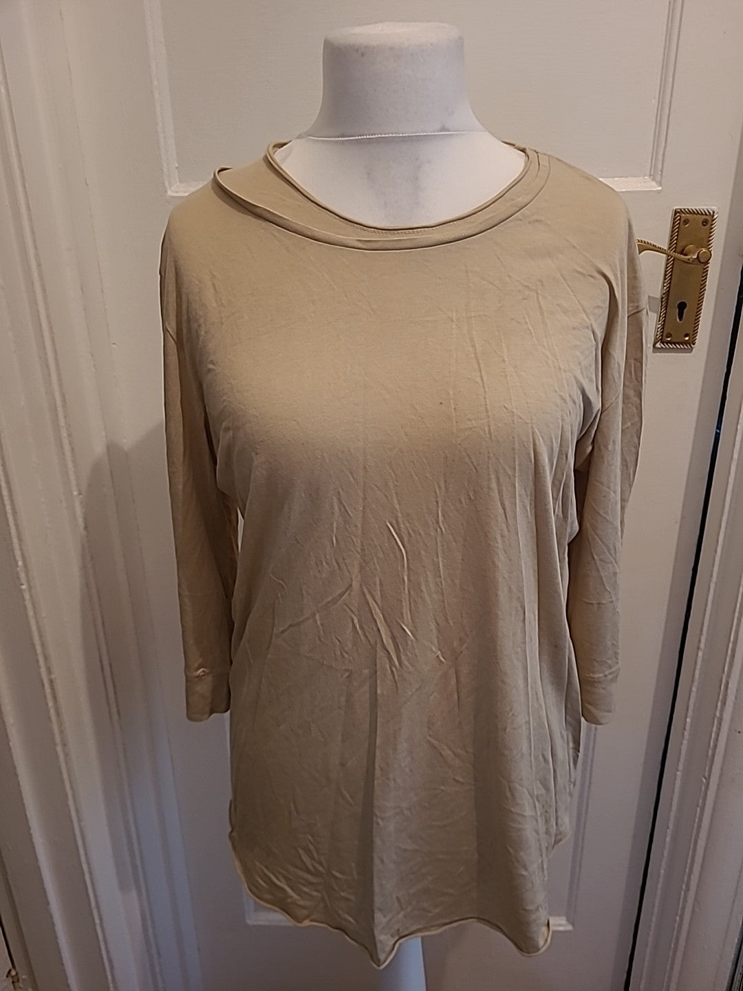 Mens Zara Size Large Beige 3/4 Sleeved Tshirt