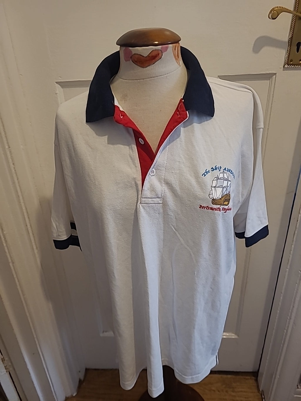 Mens Uneek Size Large White Portsmouth Pub Polo