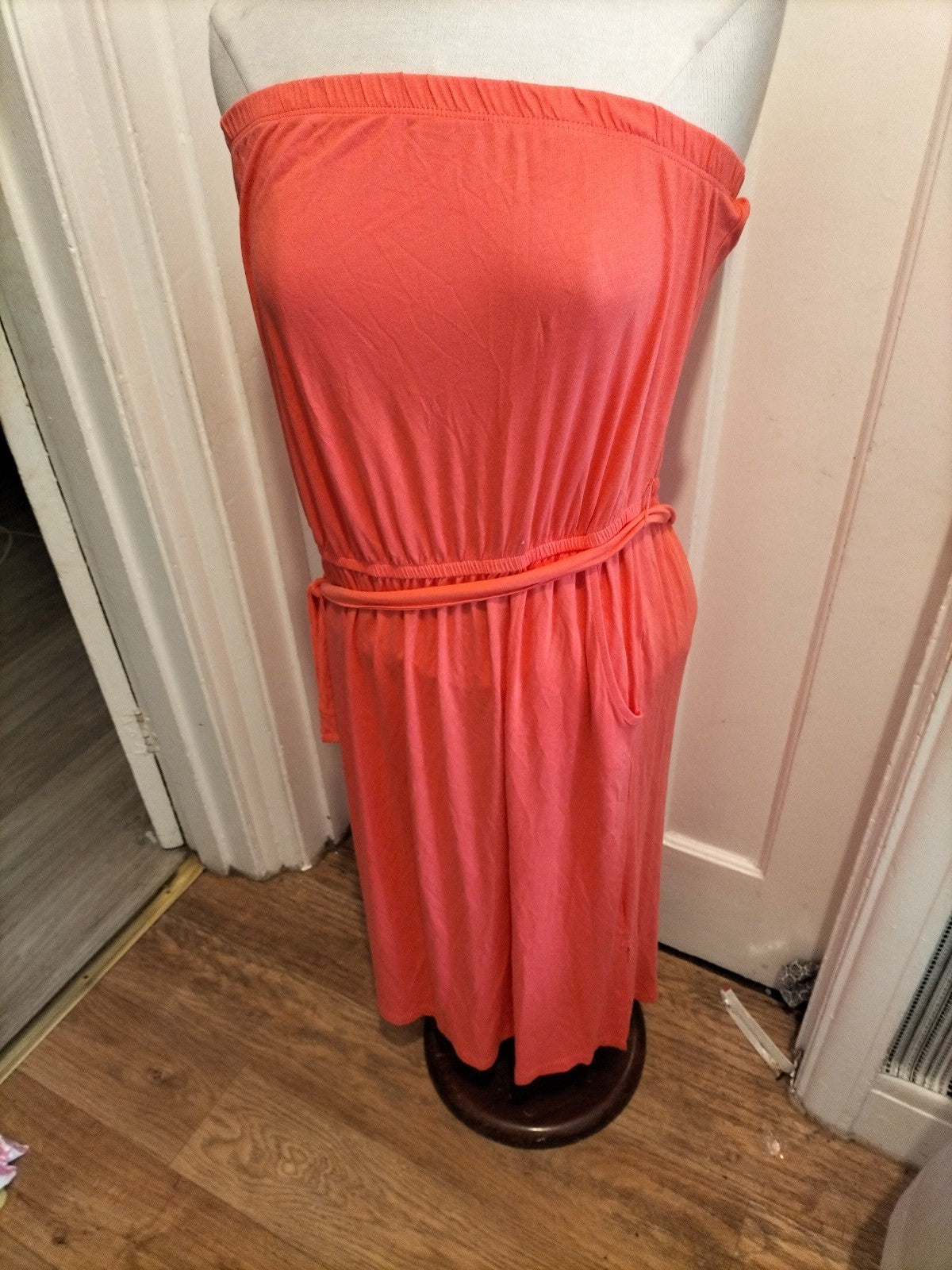Ladies Tu Size 22 Peach Sleeveless Strapless Dress