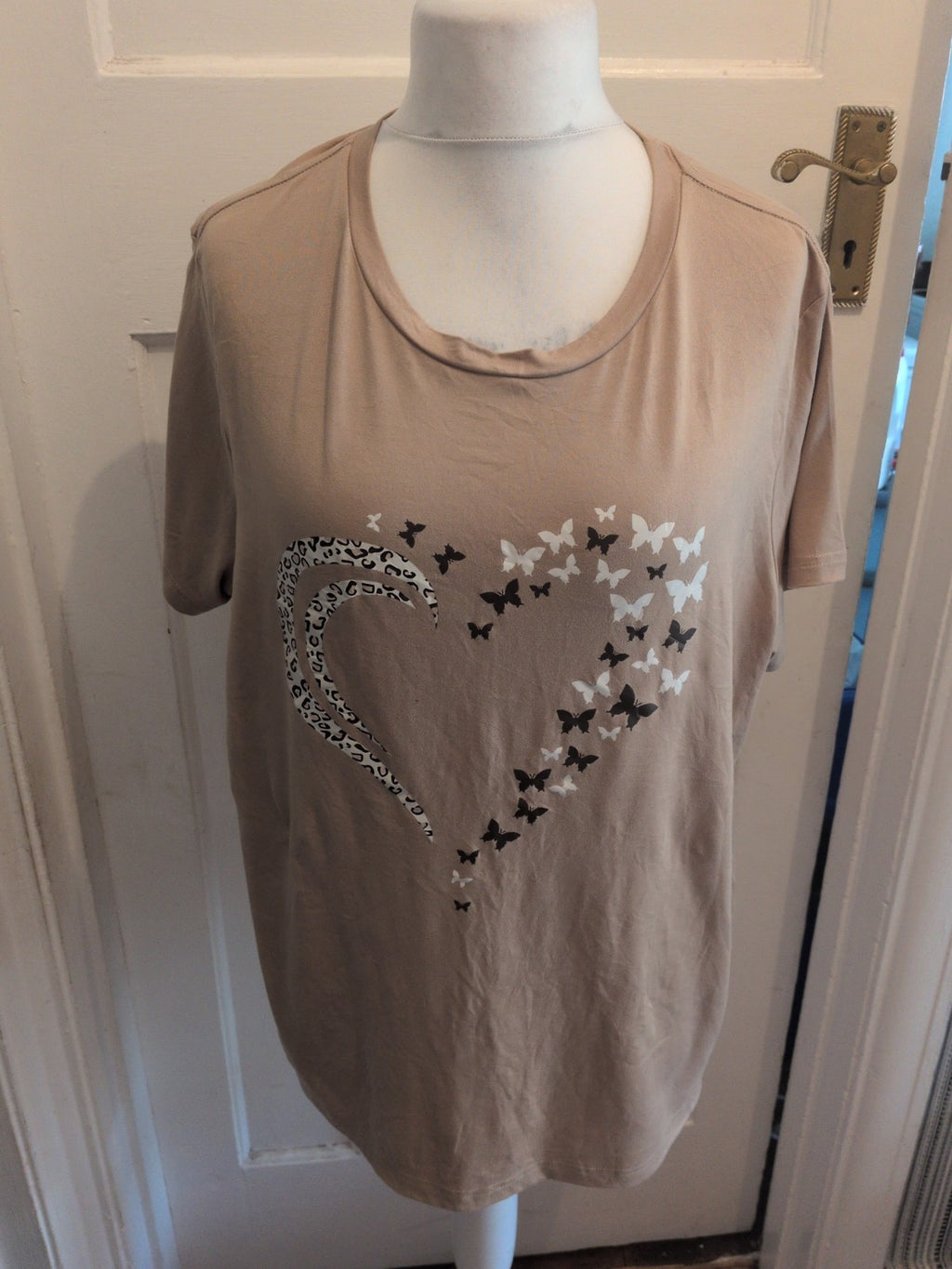 Ladies Beige Top Size 2XL Shein