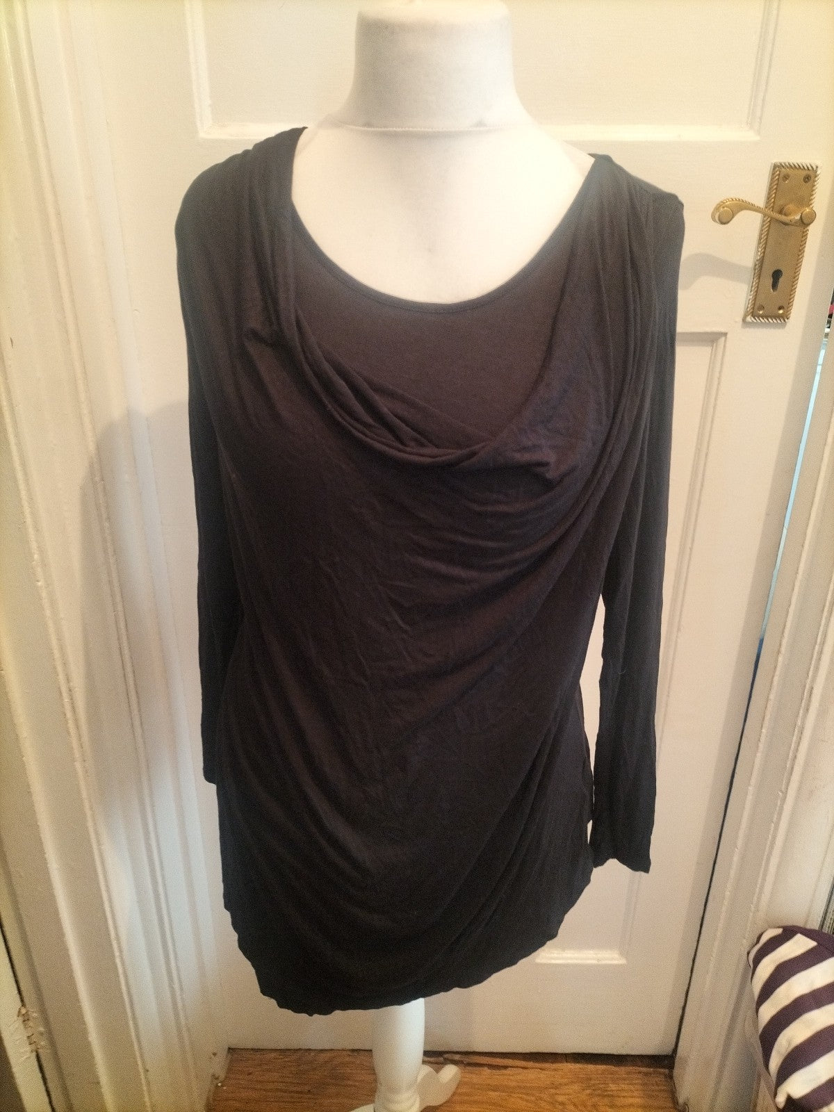 Ladies Black Premium Size M Long Sleeved Blouse