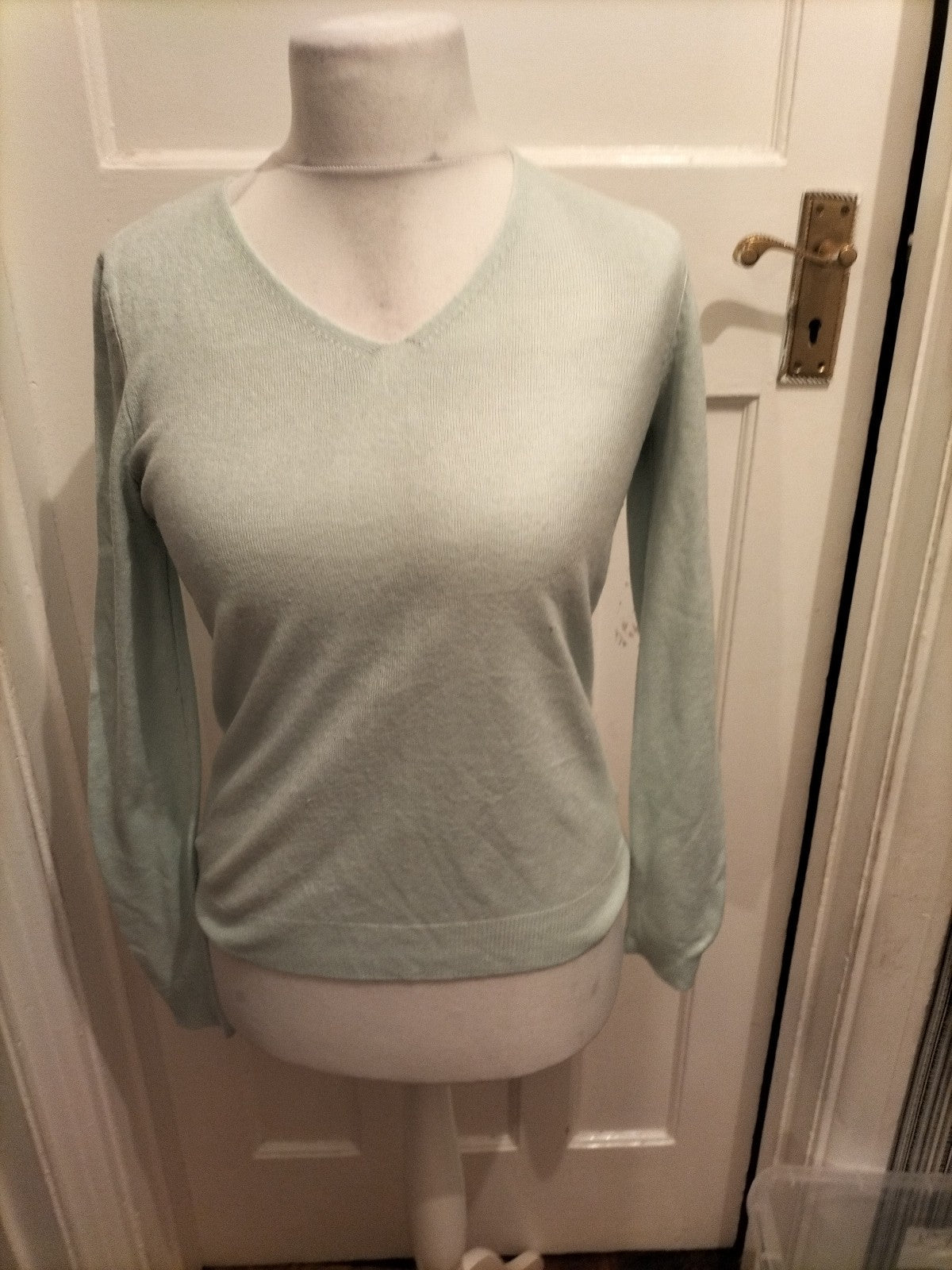 Ladies Primark Size 8 Pale Mint Long Sleeve Lightweight Jumper