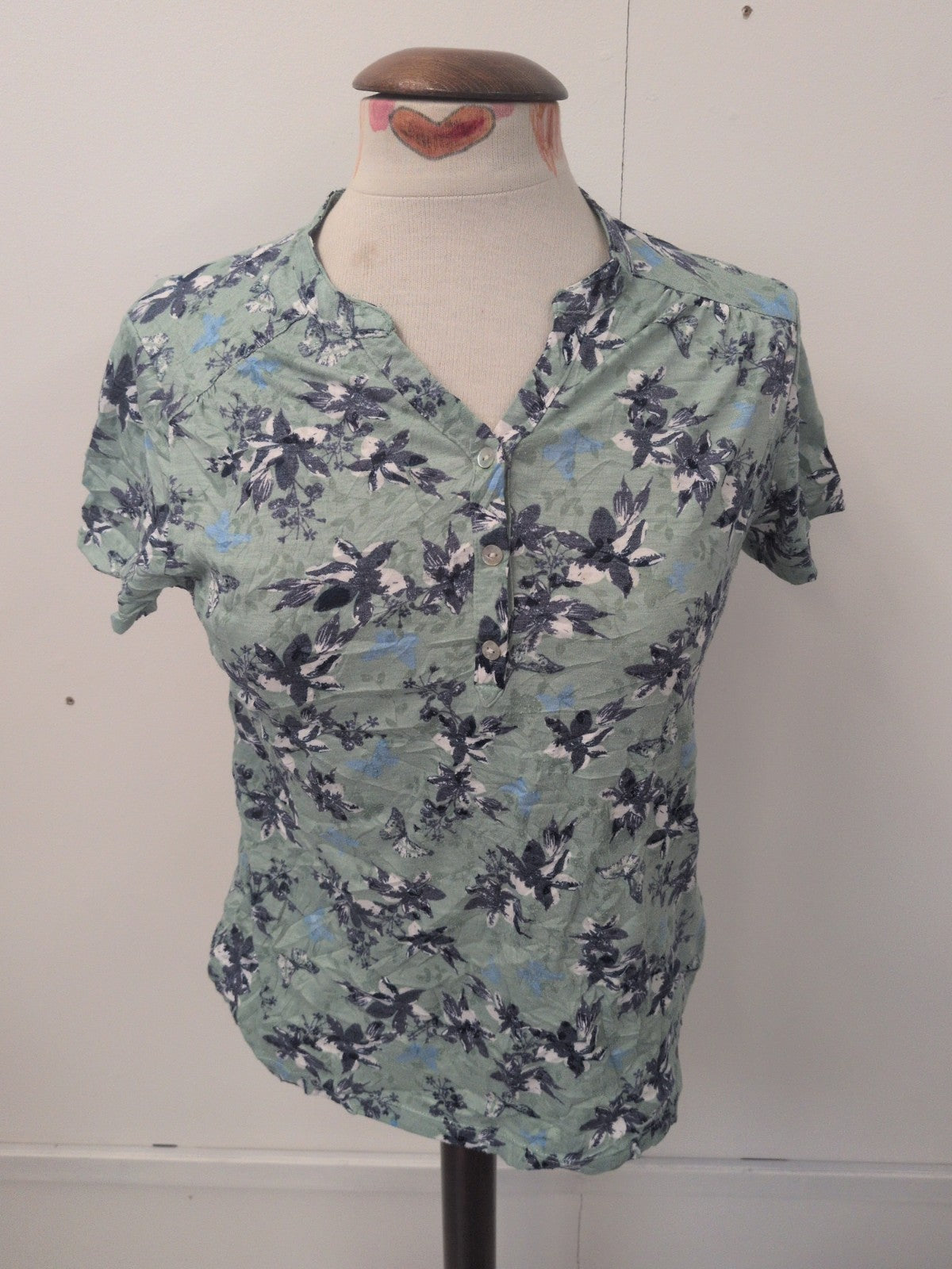Ladies Bonmarche Size 12 Green Floral Short Sleeve T-shirt