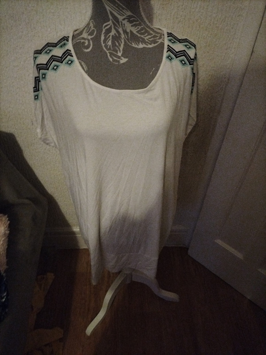 Ladies Esmara Size Large White Short Sleeve Blouse