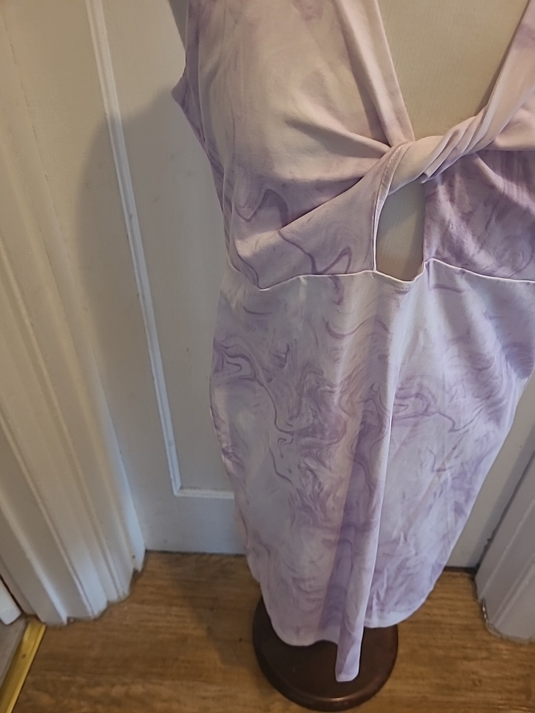 Brand New Ladies Skinny Dip Size Large Cream/Purple Sleeveless Dress
