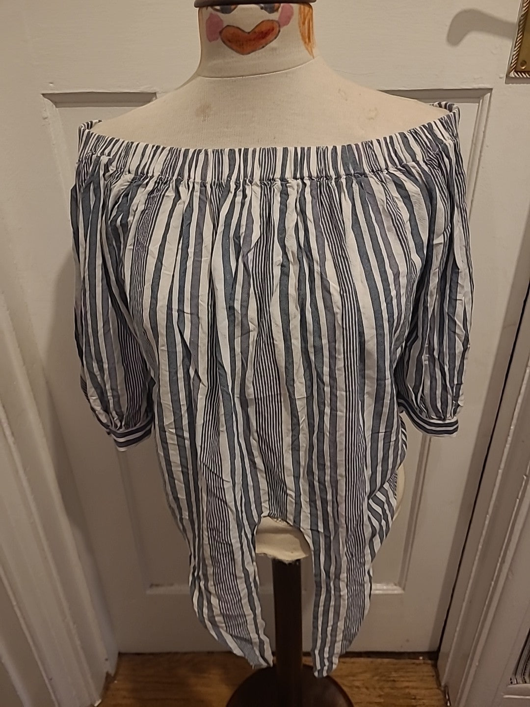 Ladies New Look Size 10 Grey White Striped Elasticated Hem Blouse