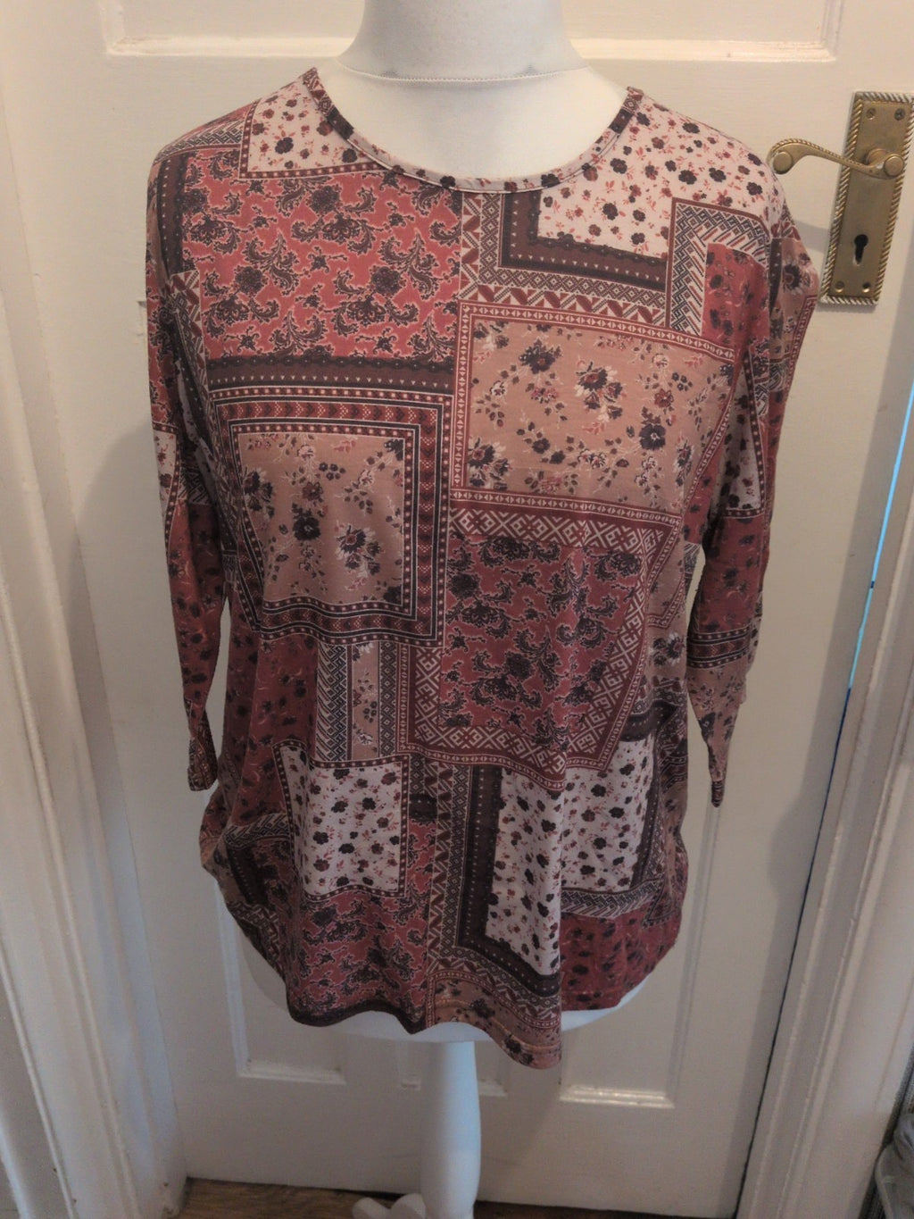 20 Multicoloured Aztec Pattern Long Sleeve Blouse