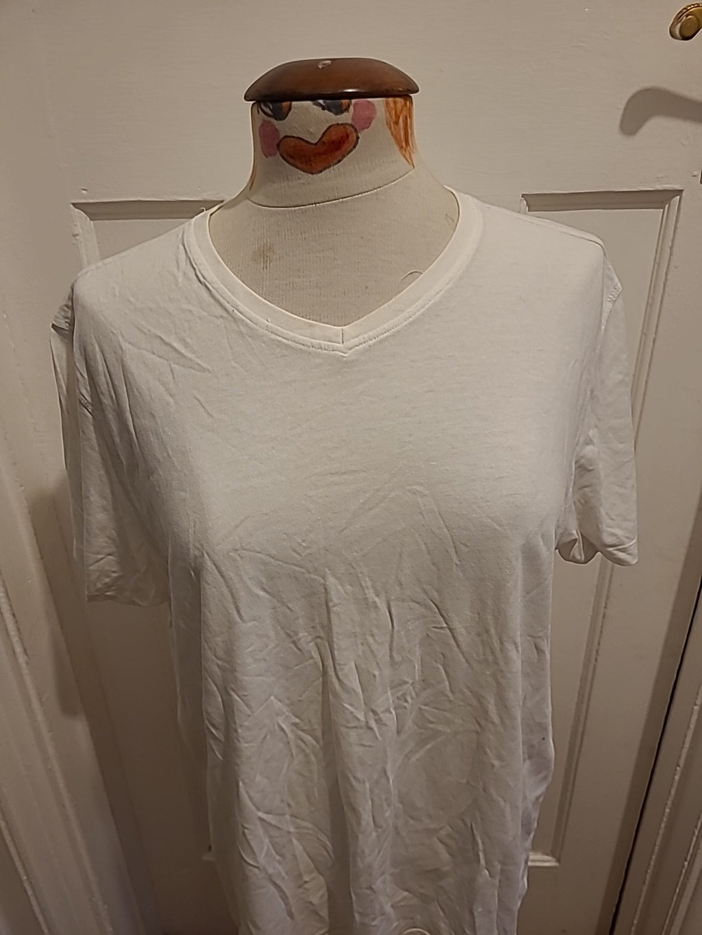 Mens Easy Size XL White V Neck Short Sleeved Tee