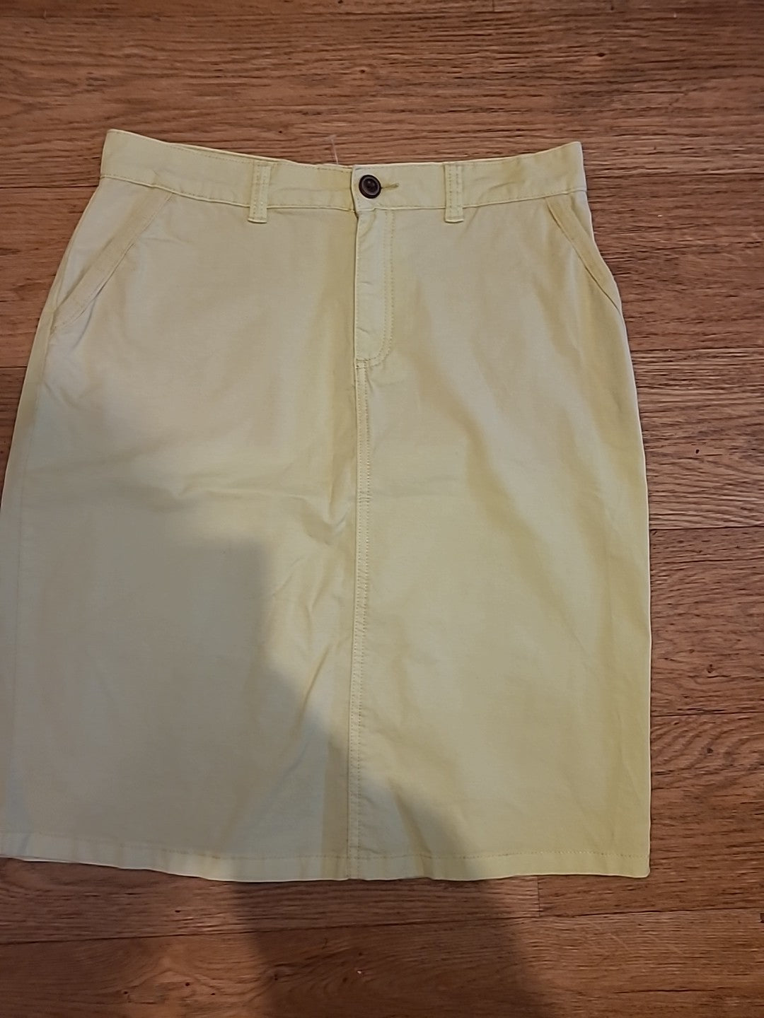 Ladies Lily&Me Size 8 Lemon Pencil Skirt