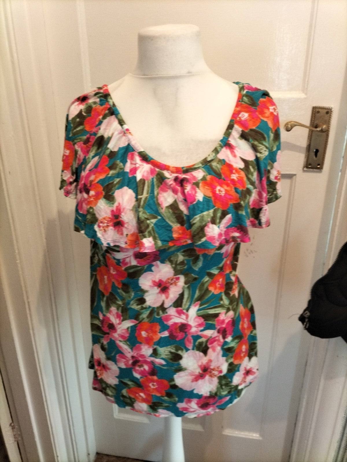 Ladies George Size 12 Multicoloured Frilly Short Sleeved Blouse