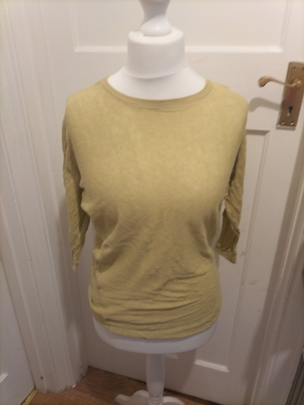 Ladies Braintree Size Medium Mustard Long Sleeved Tshirt