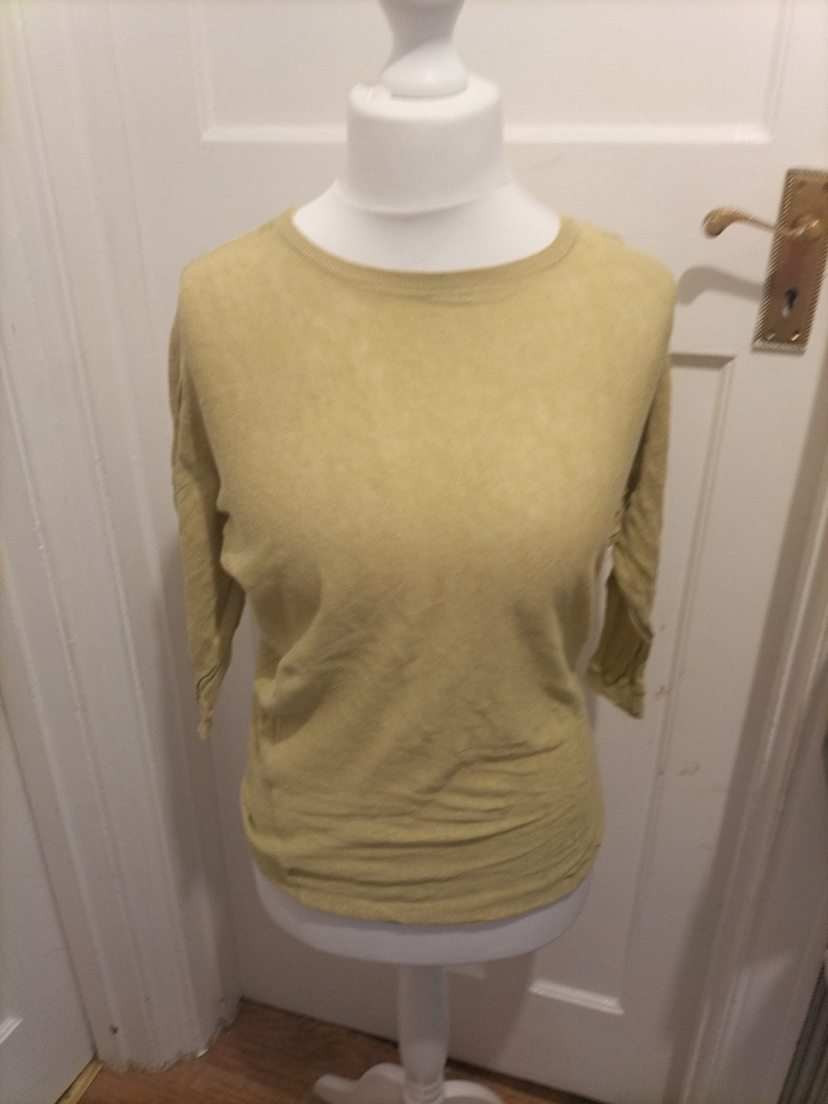 Ladies Braintree Size Medium Mustard Long Sleeved Tshirt