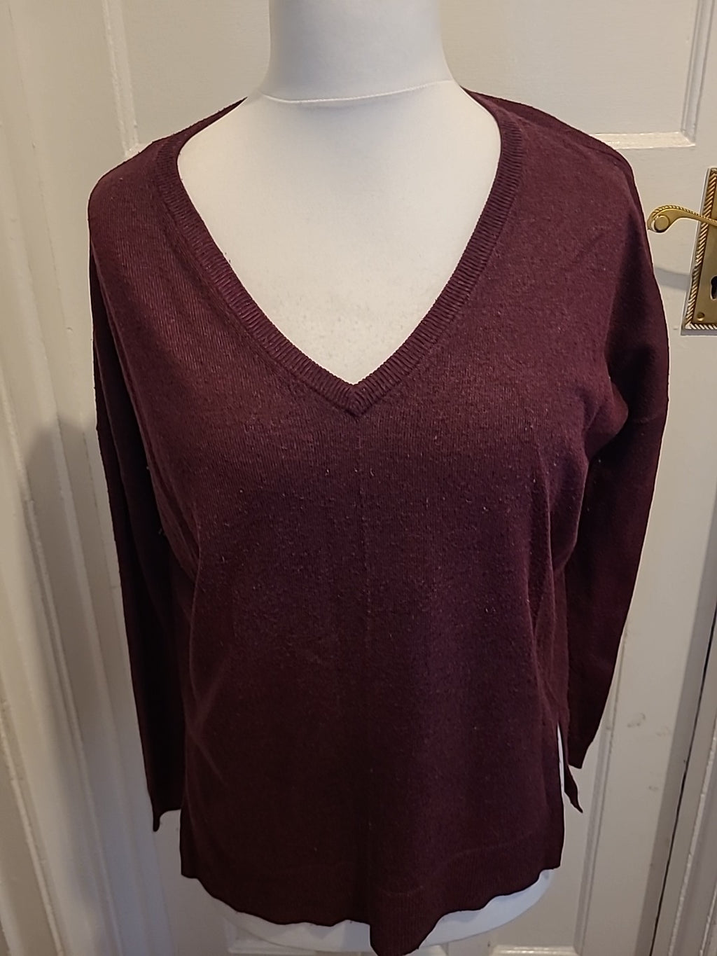 Ladies George Size 10 Plum Jumper Split Hem Side