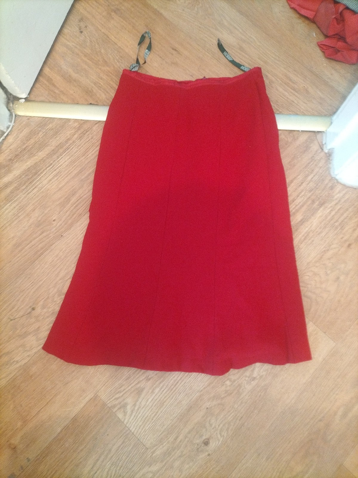 Hobbs 10 Red Lined Midi Skirt