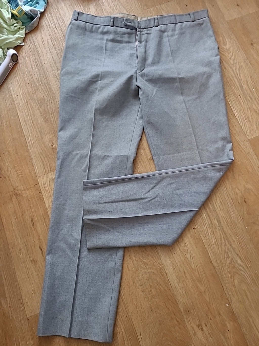 Mens Quest Size 40" Grey Smart Trousers