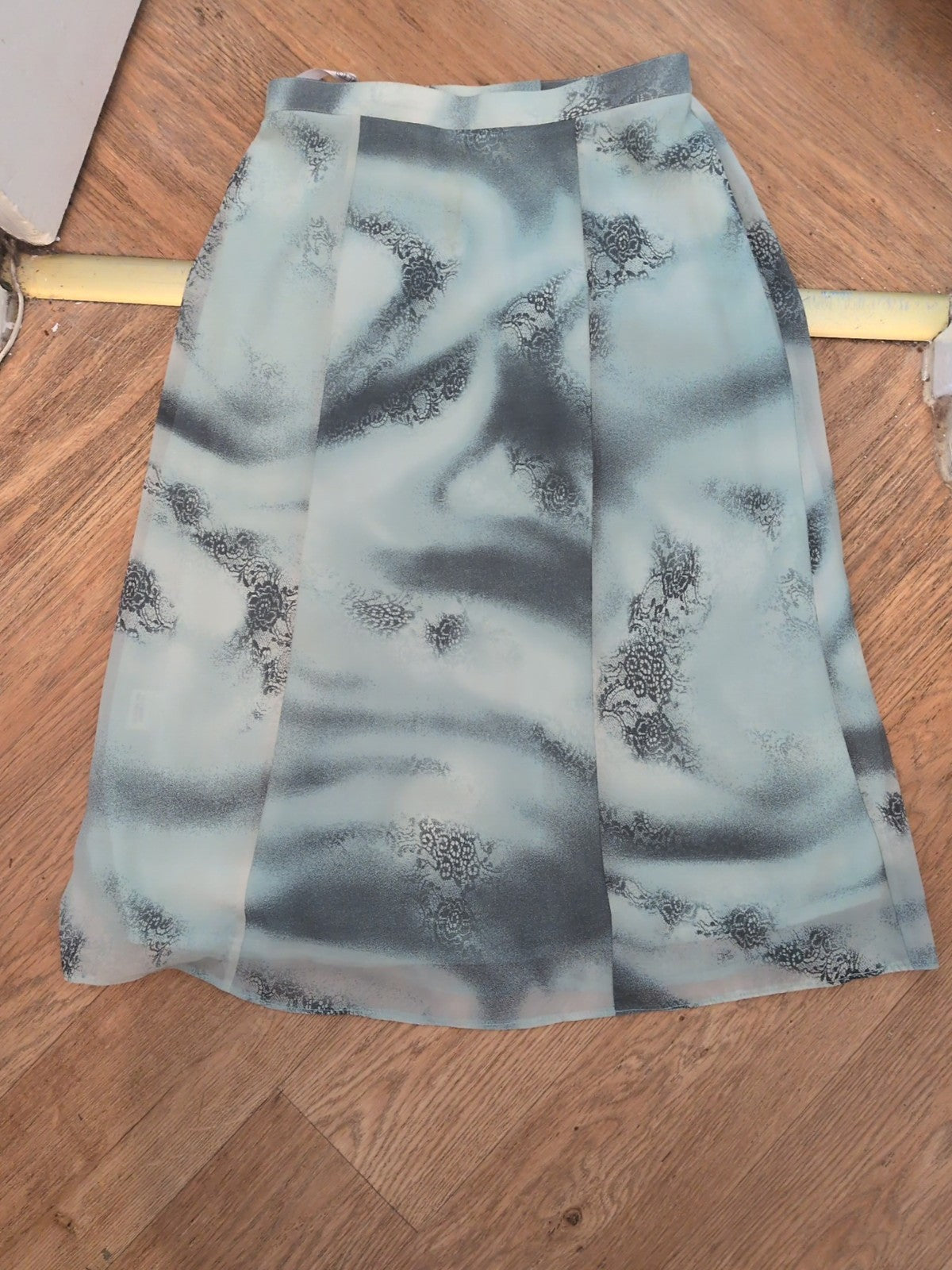 Gold 12 Turquoise Floral Lined Skirt Midi