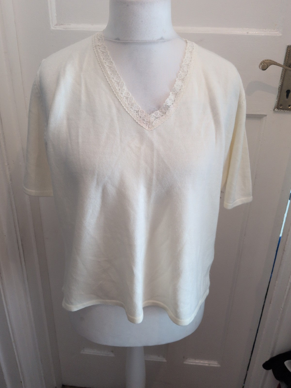 Berkertex 24 Cream Short Sleeve Blouse