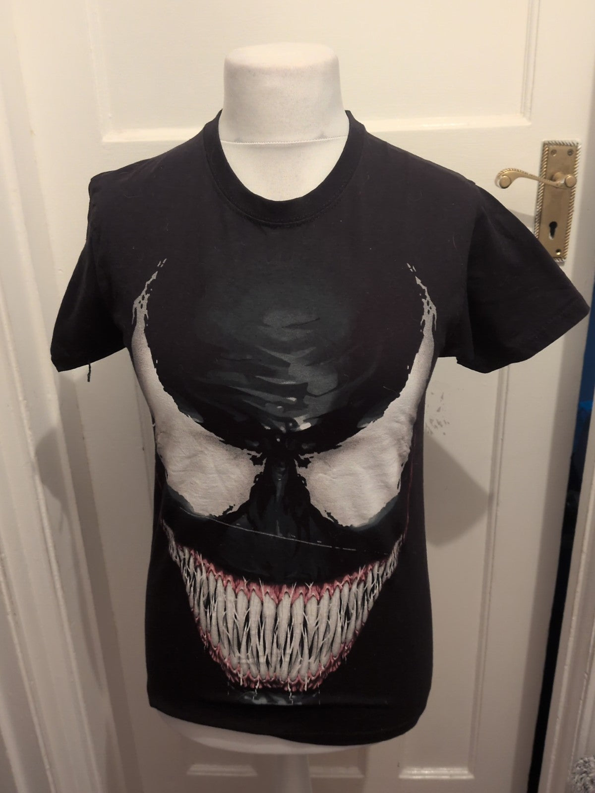 Mens Marvel Size Small Black Printed Short Sleeved T-shirt