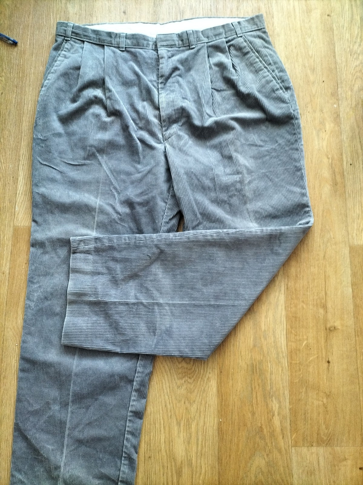 Mens St Michael Size 40/31 Light Grey Ribbed Coderoy Trousers