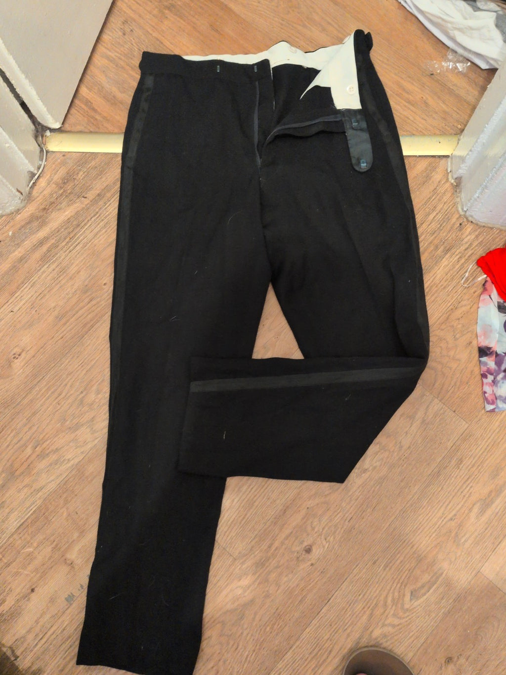 38" Black Trousers