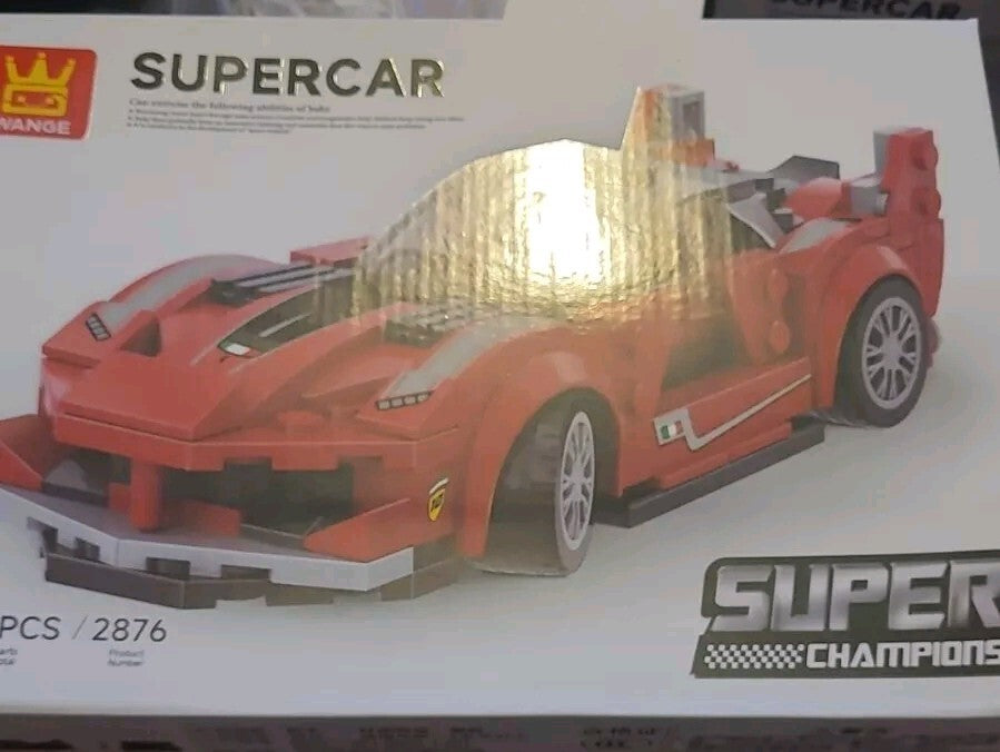 Brand New Wange 151pcs Red Ferrari Car