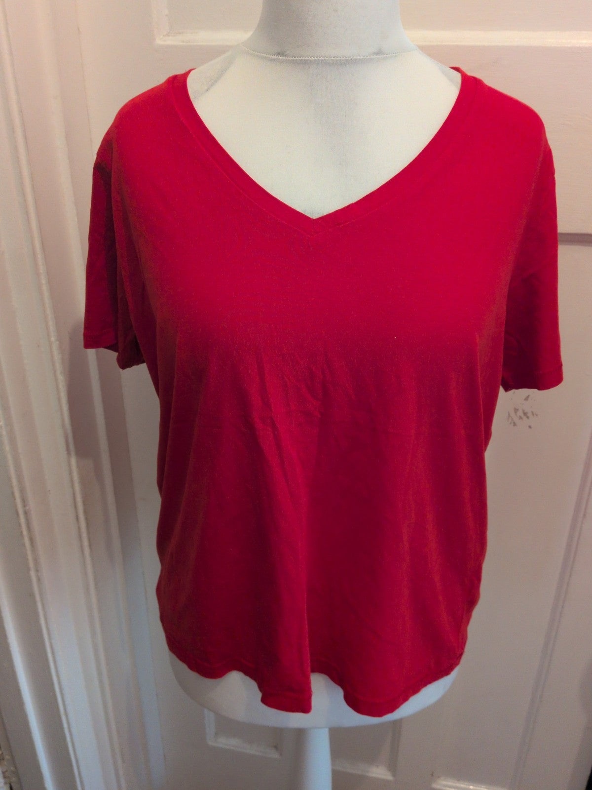 Primark 18-20 XL Red V Neck T-shirt Short Sleeve
