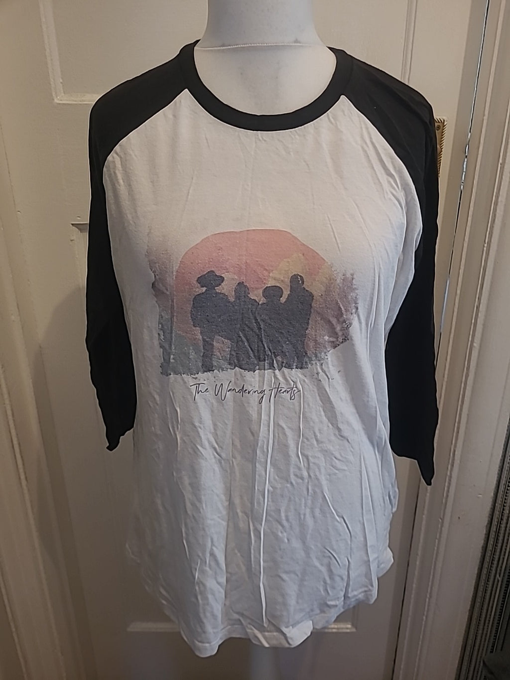 Mens Size XL The Wandering Hearts Pyjama Top Long Sleeved