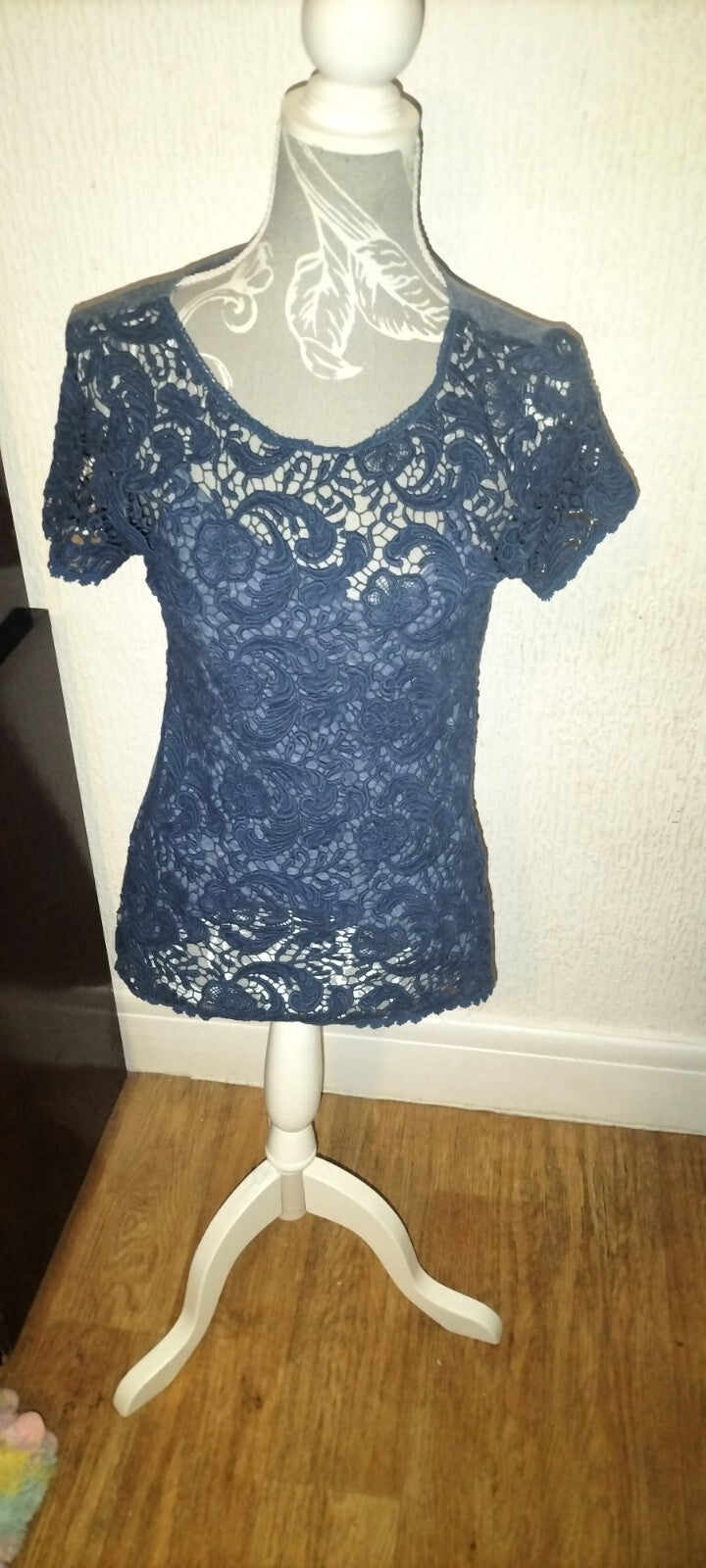 Ladies Next Size 8 Navy Lace Lined Short Sleeved Blouse