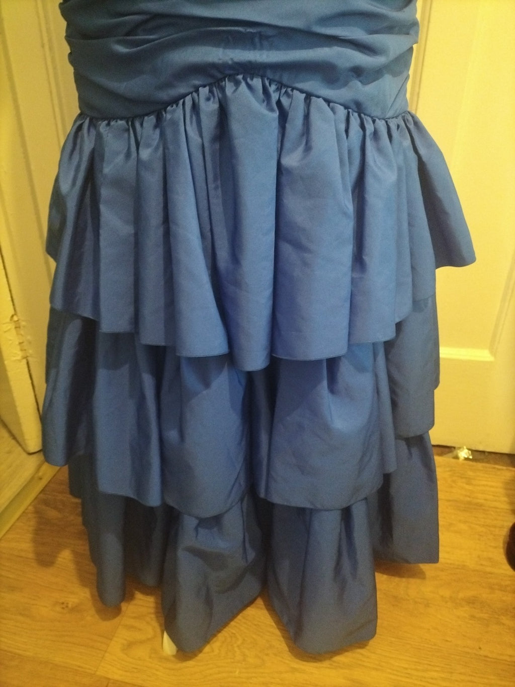 Ladies John Charles Soecial Occasion Dress Blue Size 12 Strapless