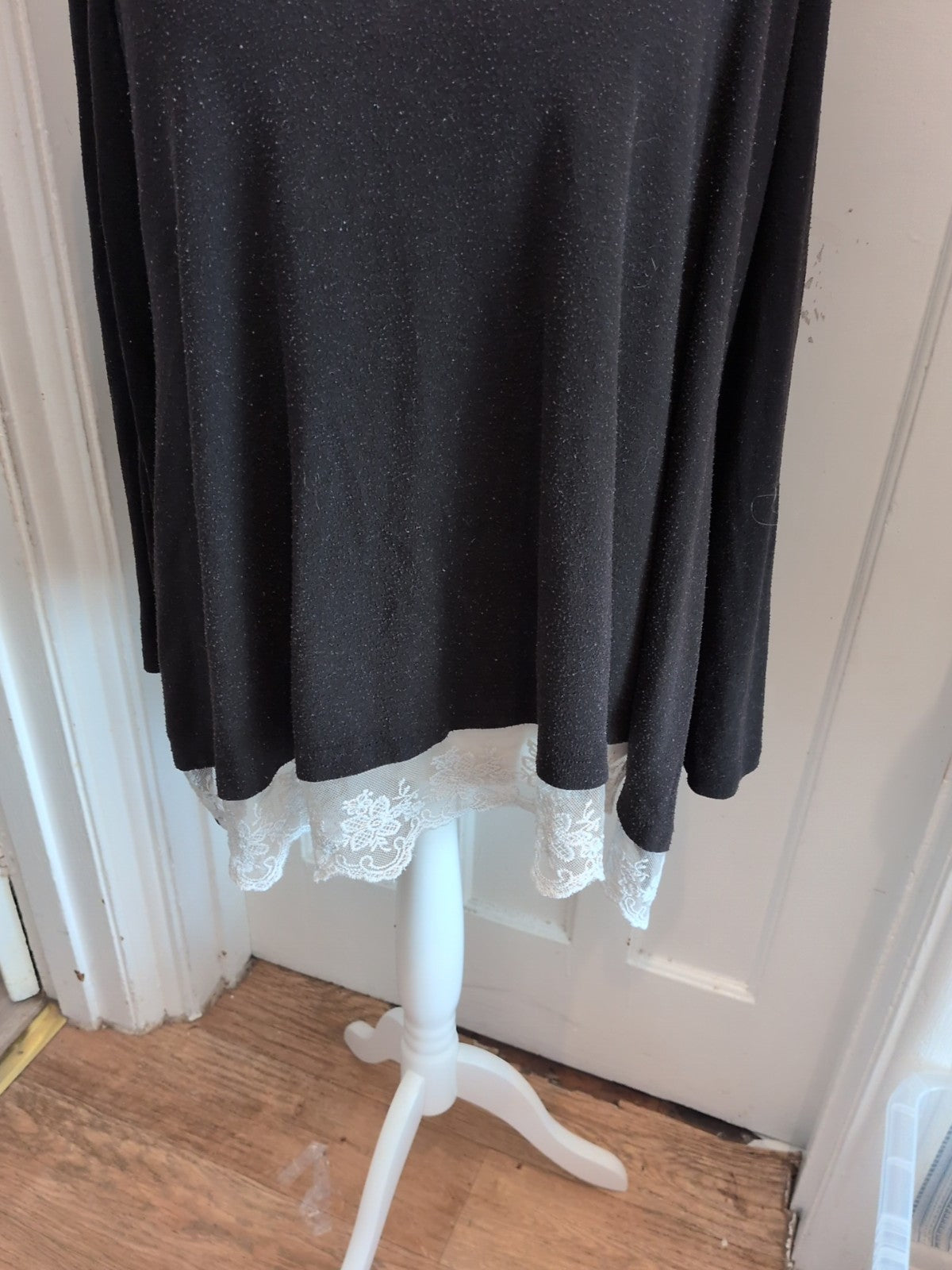 6 Black Bobbling White Trim Jumper Oversized