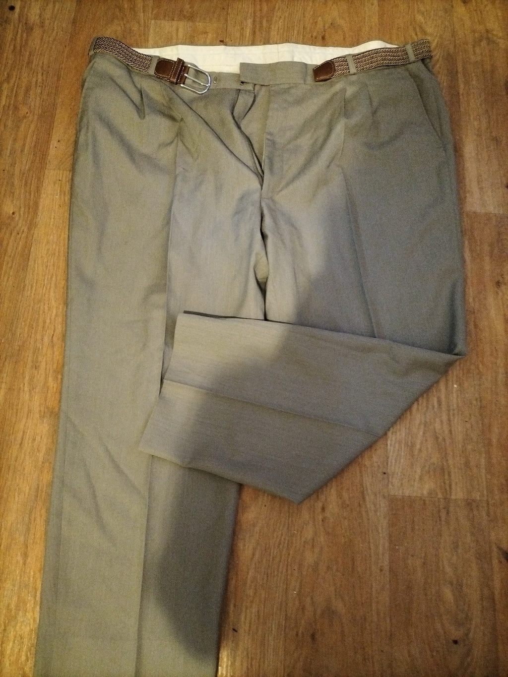 Mens Gurteen Size 46R Grey Belted Trousers