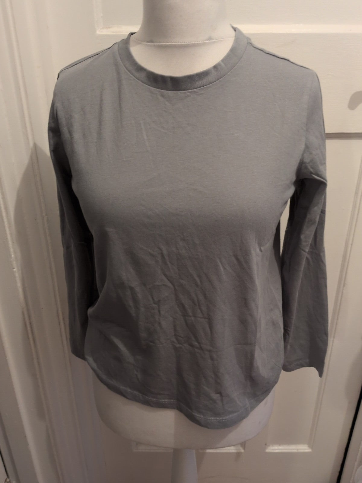 Primark M Long Sleeve Pale Grey T-shirt