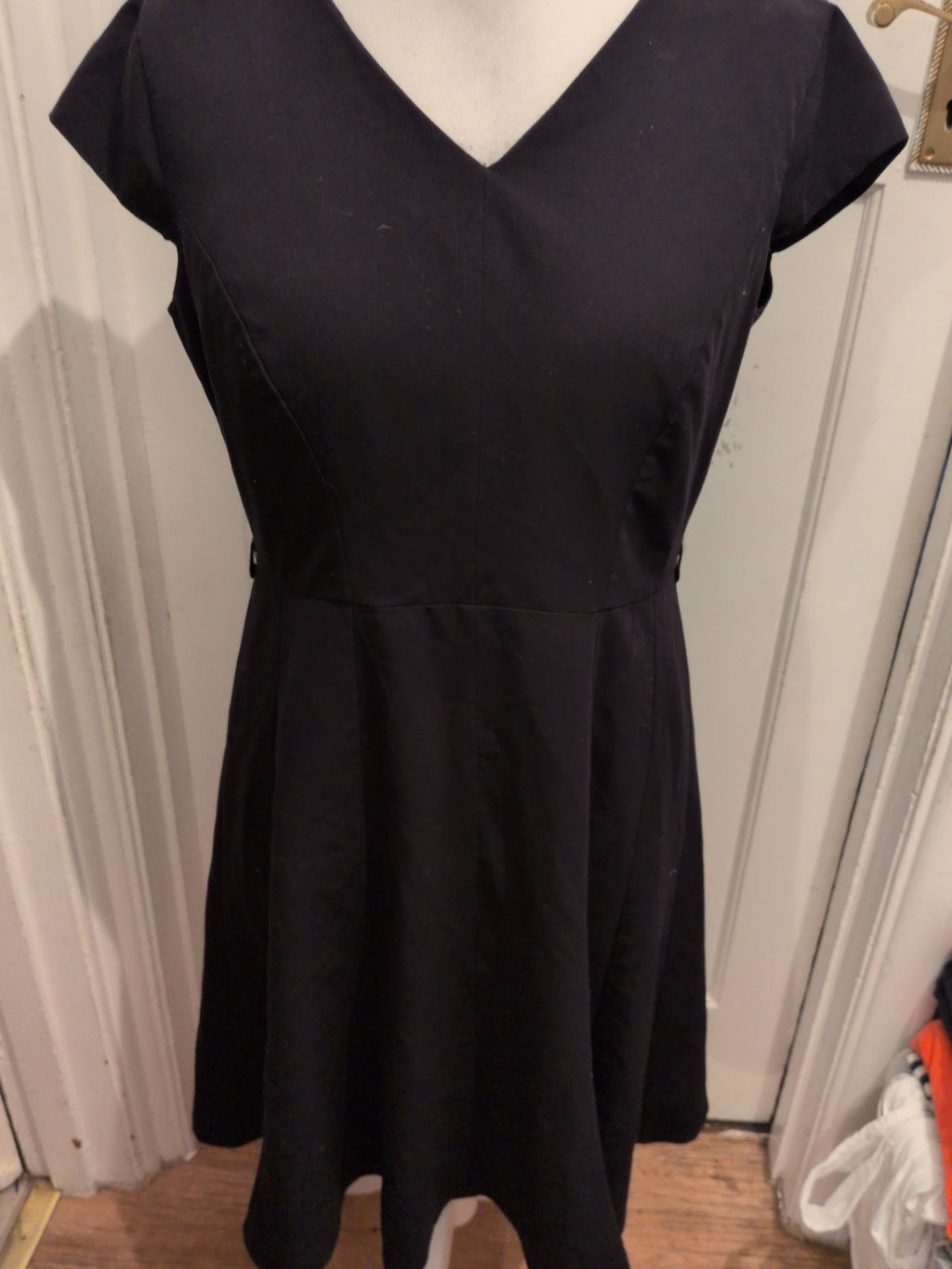 Debenhams 14 Black V Neck Lined Midi Dress Short Sleeve