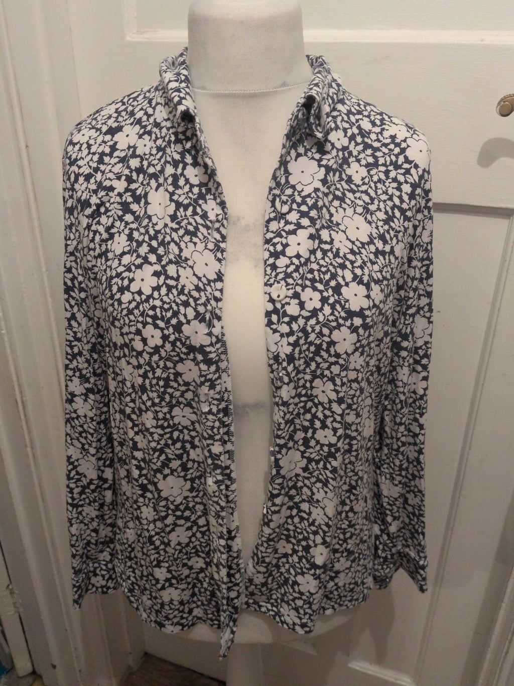 Ladies David Nieper Size 18 Navy And White 3/4 Sleeve Buttoned Blouse