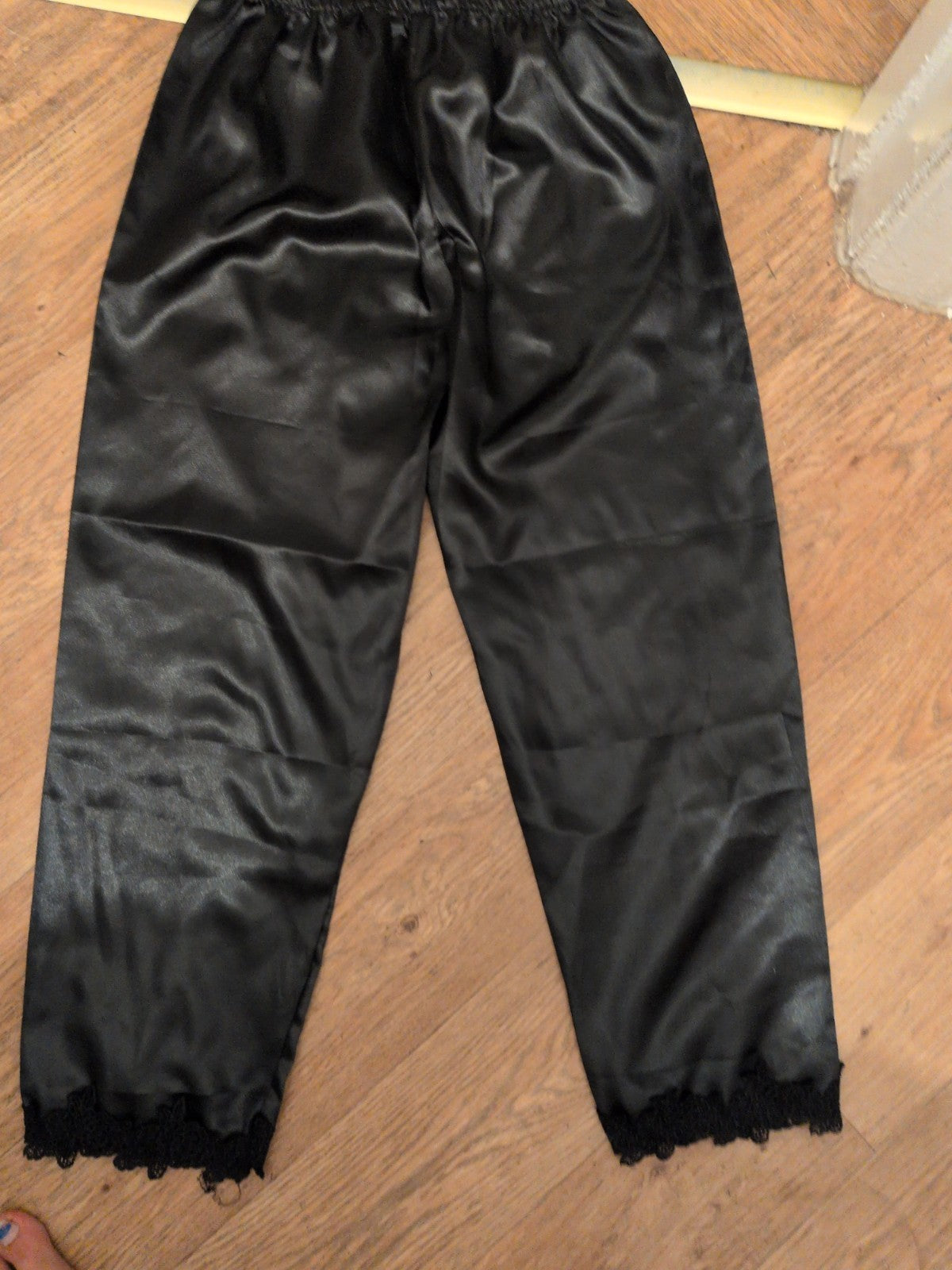 Ladies Boohoo Size 10 Black Pyjama Set