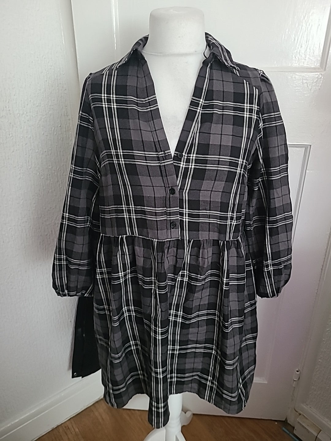 George 12 Black Grey And White Check Long Sleeved Dress